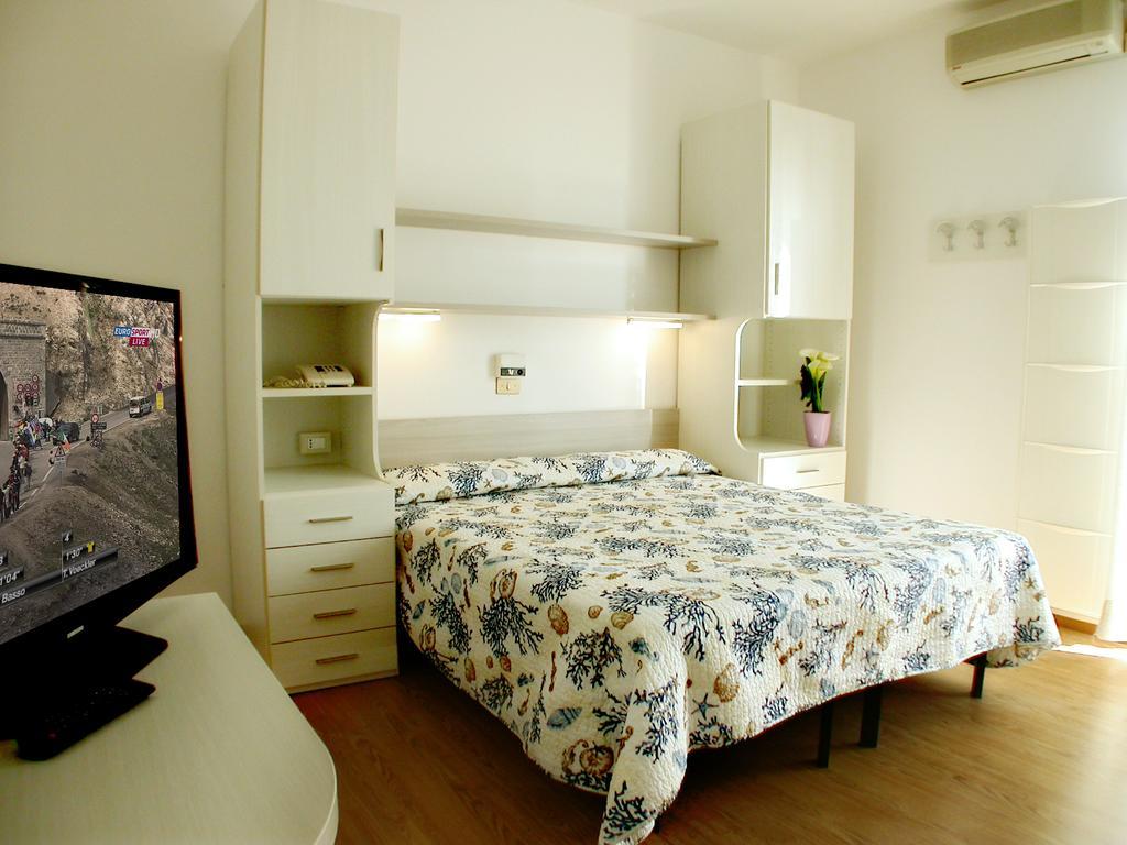 Albergo Aquila Лидо-ди-Езоло Номер фото